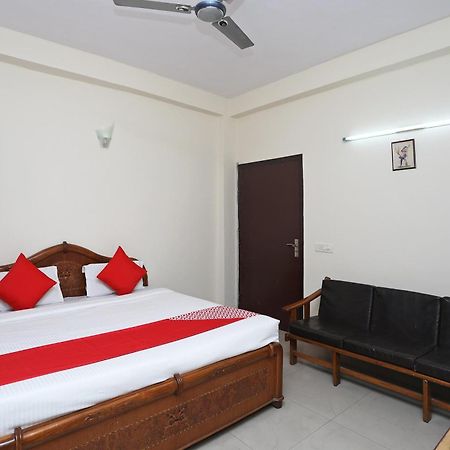Hotel O Celebration Bnb Home Delhi  Exteriör bild