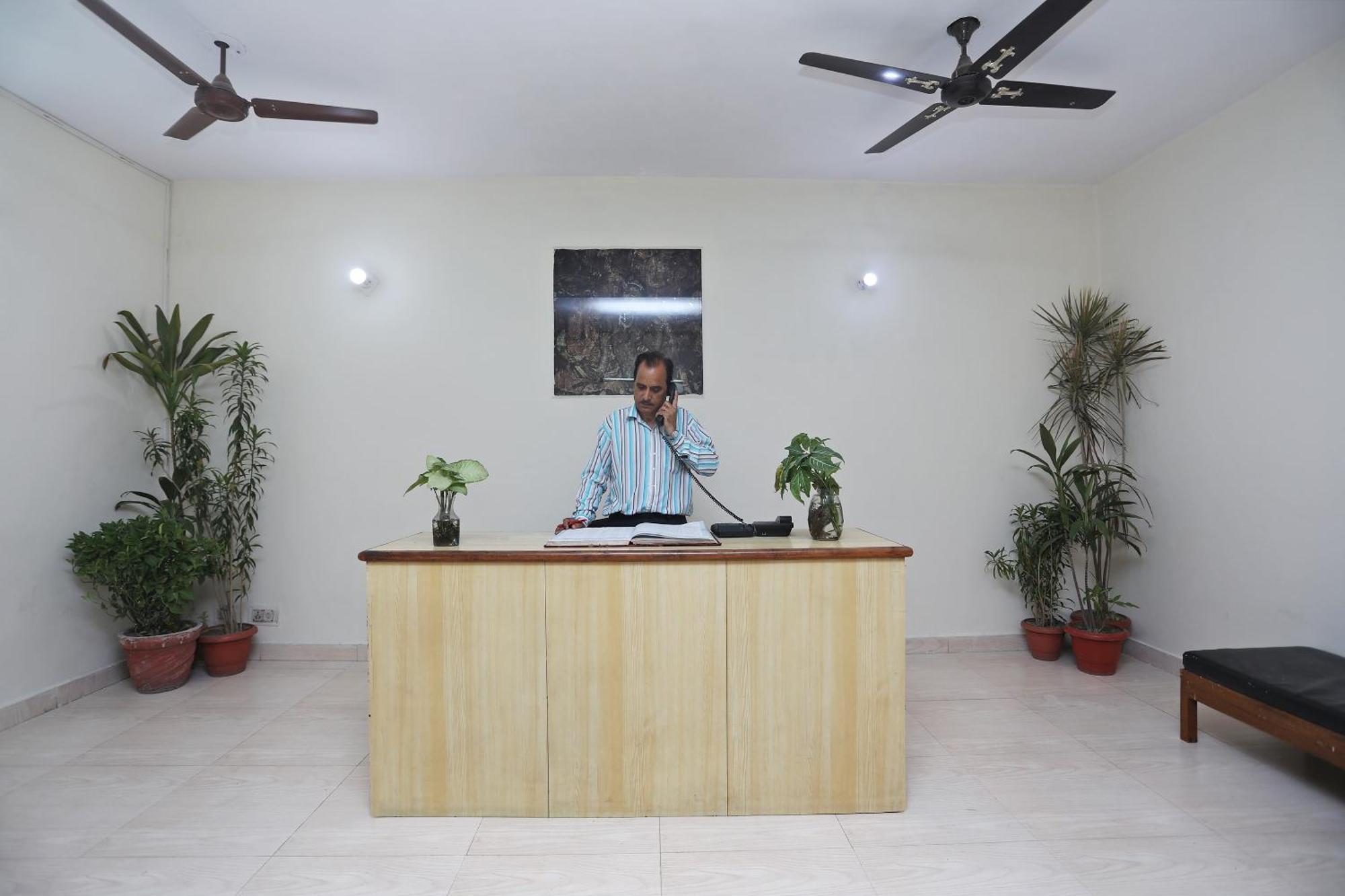 Hotel O Celebration Bnb Home Delhi  Exteriör bild